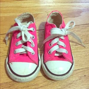 Girls Converse hot pink shoes